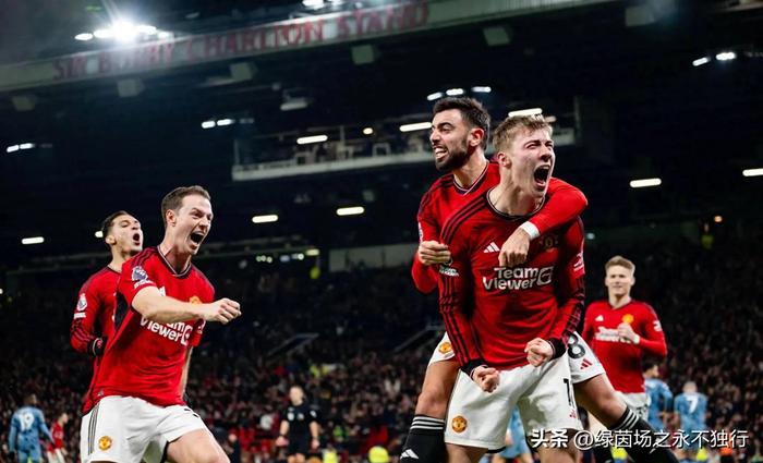 曼联大胜罗马,跻身欧洲强强对决,气势如虹 曼联大胜罗马,跻身欧洲强强对决,气势如虹
