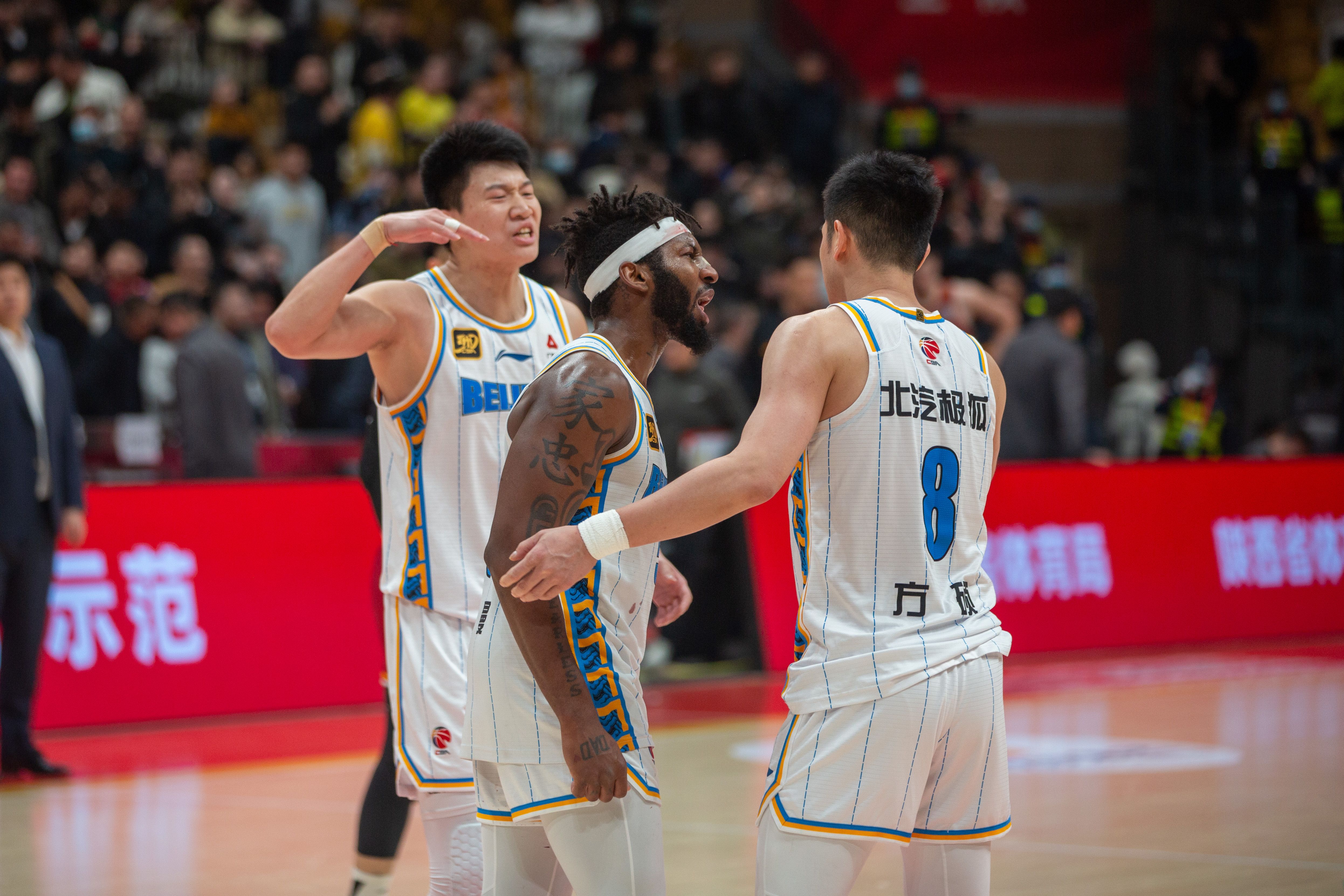 山西队力克北京队，范弗利特关键制胜