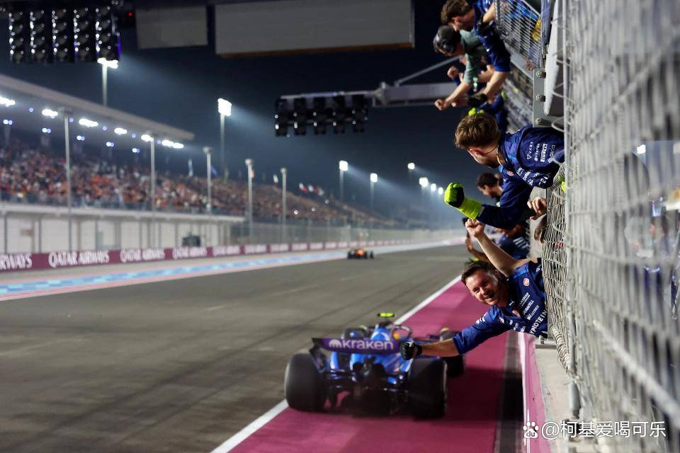 迈凯伦鏖战索伯车队，维斯塔潘点燃赛场