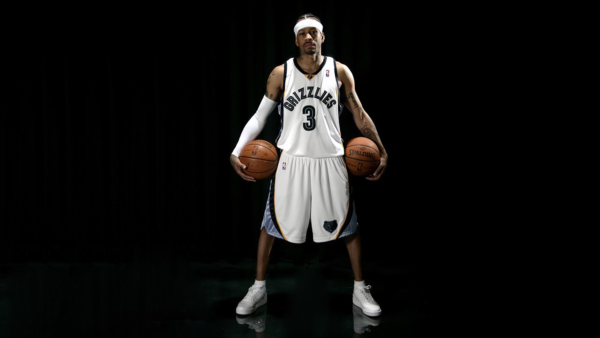 小贾伦里程碑之夜闪耀全场,76人狂胜北京队展现NBA统治力